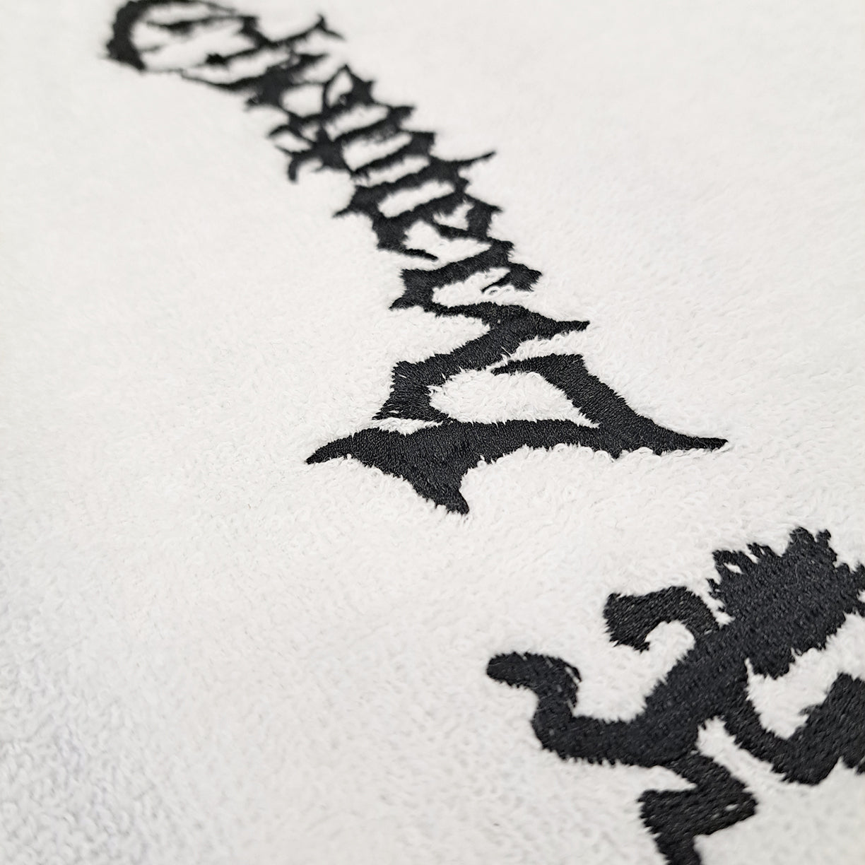 Chapter 17 Embroidered Hand Towel